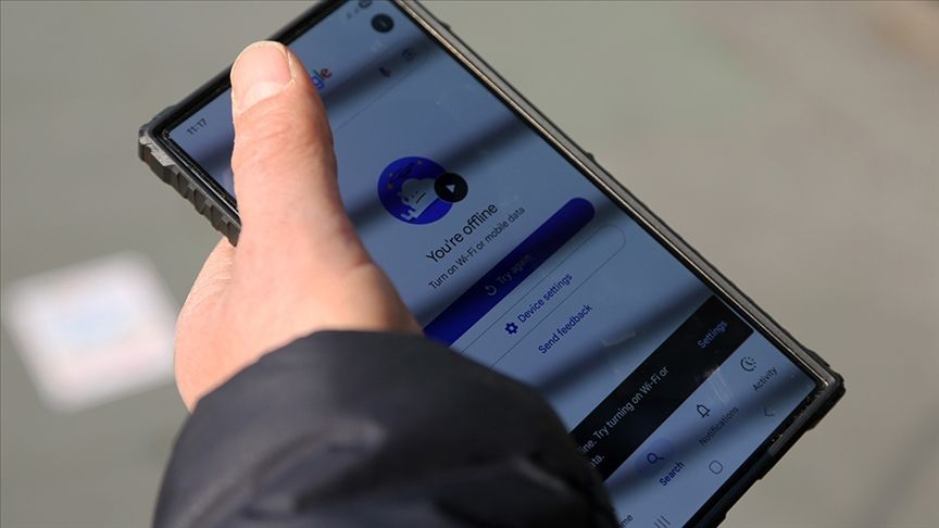 İRAN’DAN İNTERNET KESİNTİSİ İÇİN ÖZÜR