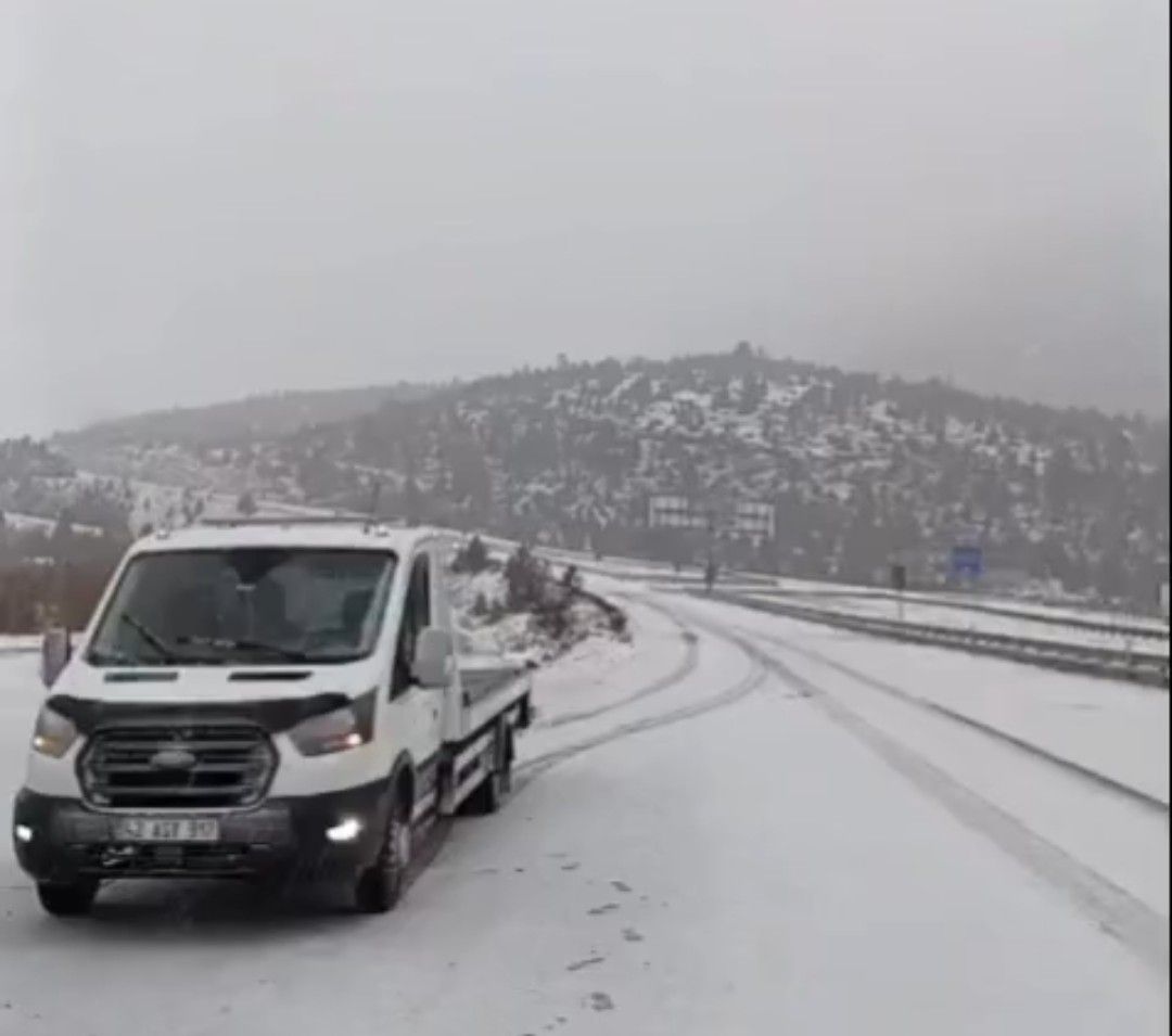 SEYDİŞEHİR BEYAZA BÜRÜNDÜ