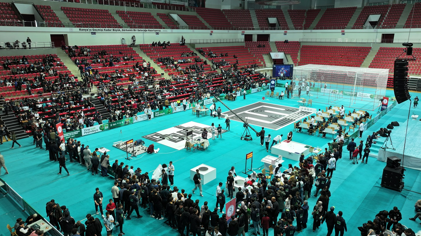 3. ROBOFEST KONYA ROBOT YARIŞMASI BAŞLADI