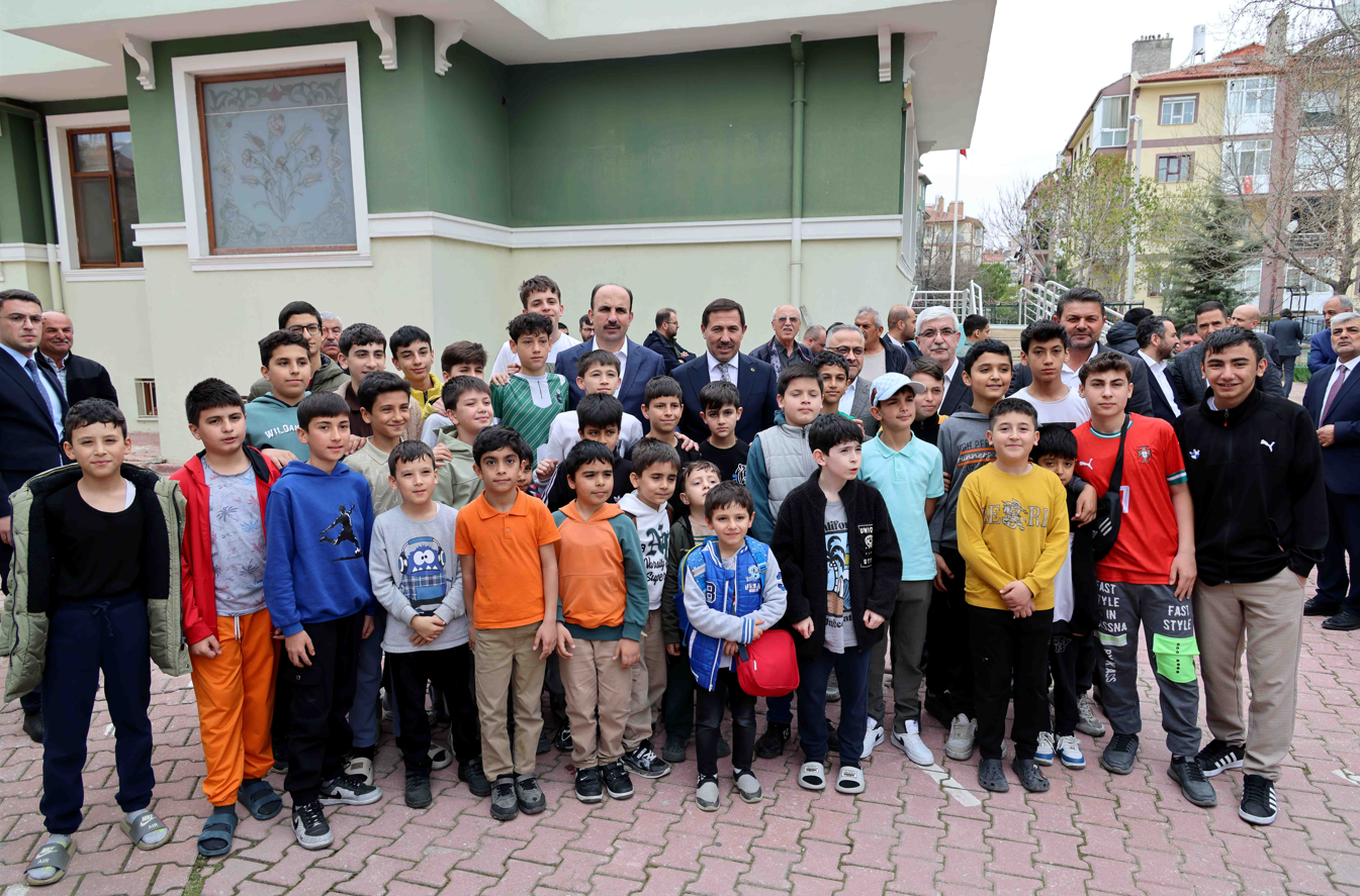 BAŞKAN ALTAY VE KILCA İSTİKLAL’DE VATANDAŞLA BULUŞTU