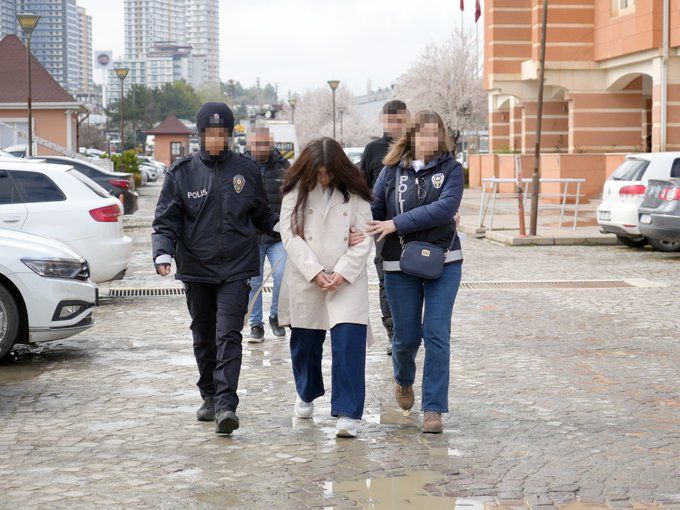 ÇÖPTEKİ BEBEĞİN ANNESİ REŞİT DEĞİL