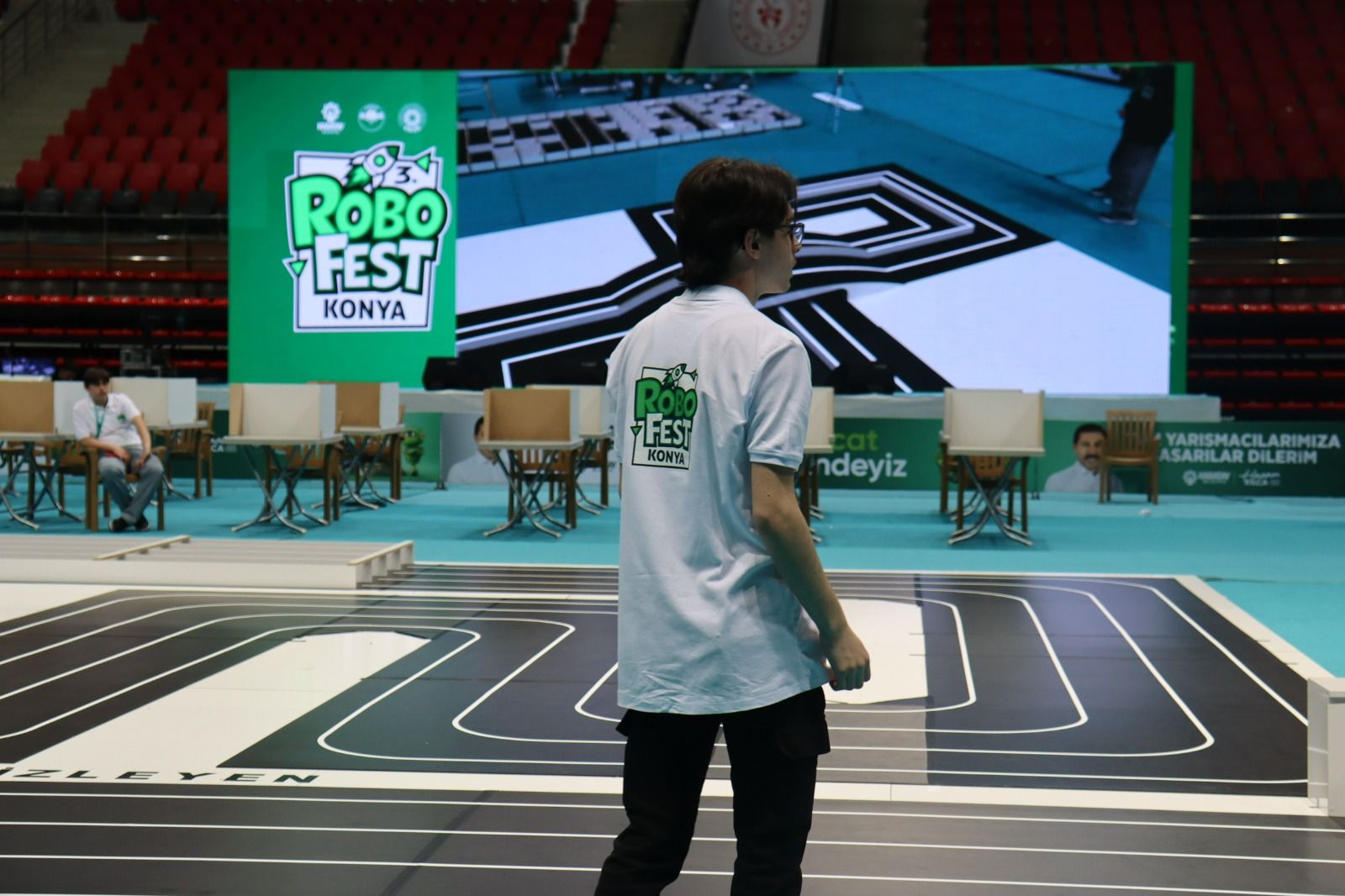 YENİ NESİL YARIŞMA: ROBOFEST 