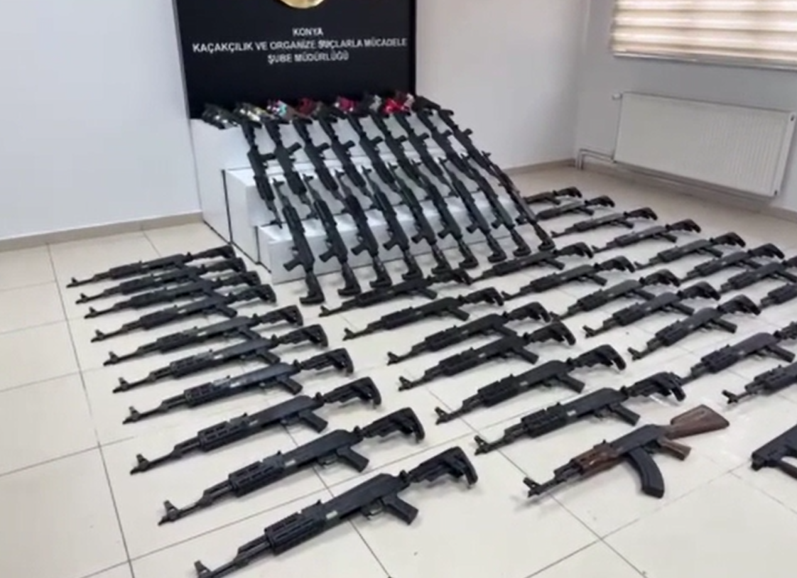 BEYŞEHİR'DE SİLAH KAÇAKÇILIĞI