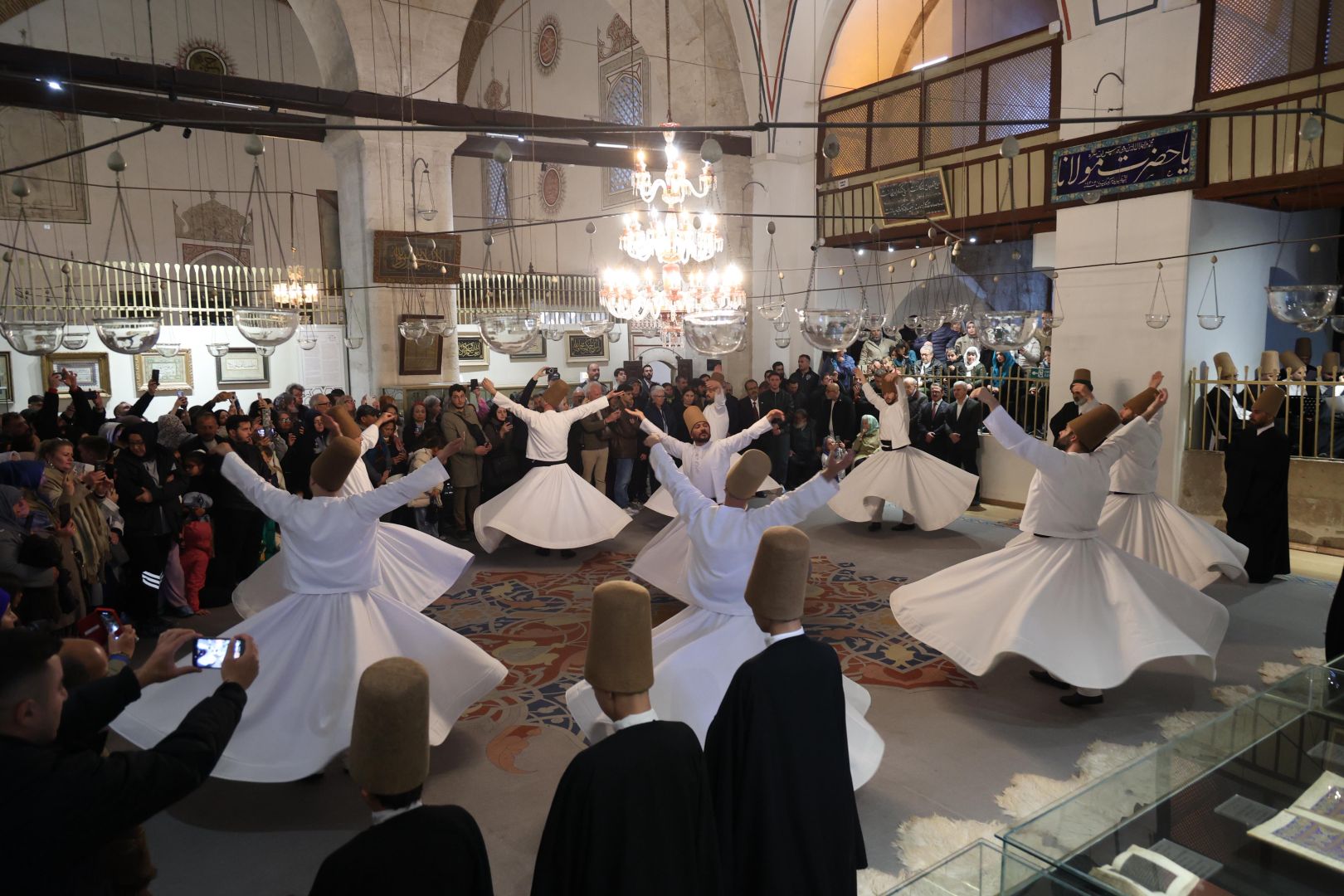 798 YIL SONRA AYNI RUHLA BULUŞMA