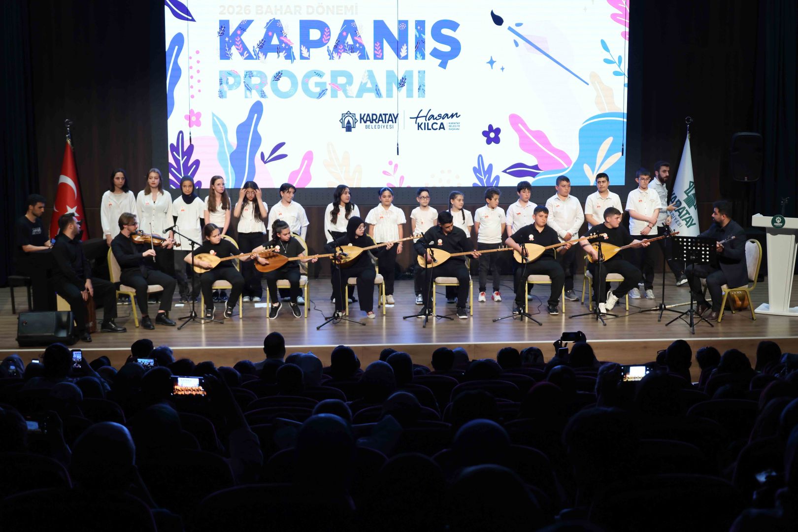 KARATAY KÜLTÜR VE SANAT AKADEMİSİ’NDEN UNUTULMAZ KAPANIŞ PROGRAMI
